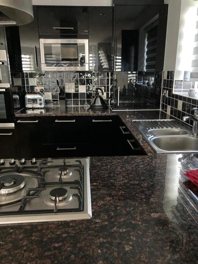 Shorthorn Apartment, 53A Sea Road 칼리온 베이 외부 사진